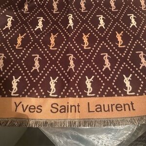 NWT Yves Saint Laurent Elegant Brown and Tan scarf (XX-Large)